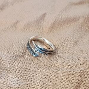 Silver Feather Ring